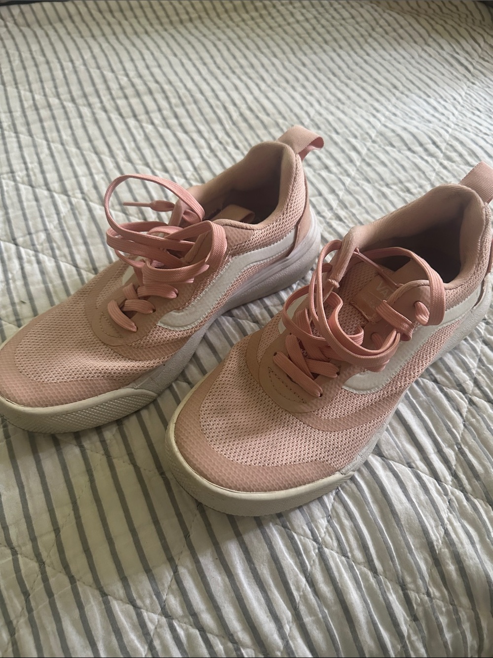 Vans Women’s Pink Mesh Lace-Up Sneakers